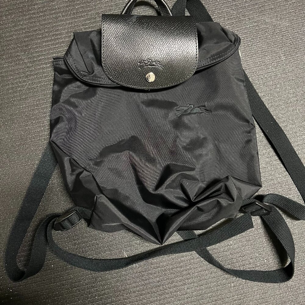 Longchamp Le Pliage Green Medium Backpack